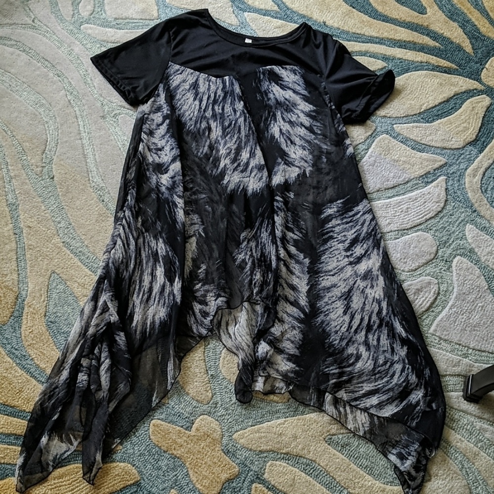 Etc. Sheer animal print handkerchief hem tunic